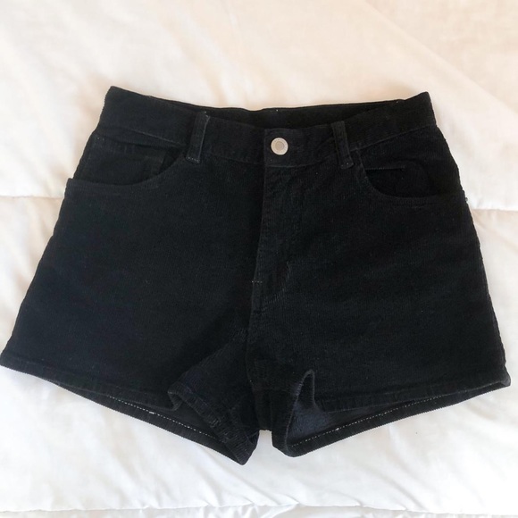 Brandy Melville Black Corduroy Shorts - Picture 3 of 4